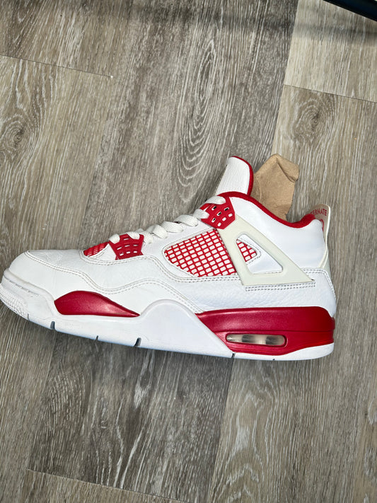 Jordan 4 (2016)